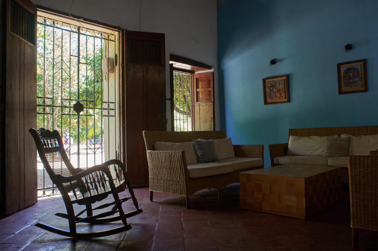 La Casa Amarilla Bed and Breakfast Mompox Eksteriør billede