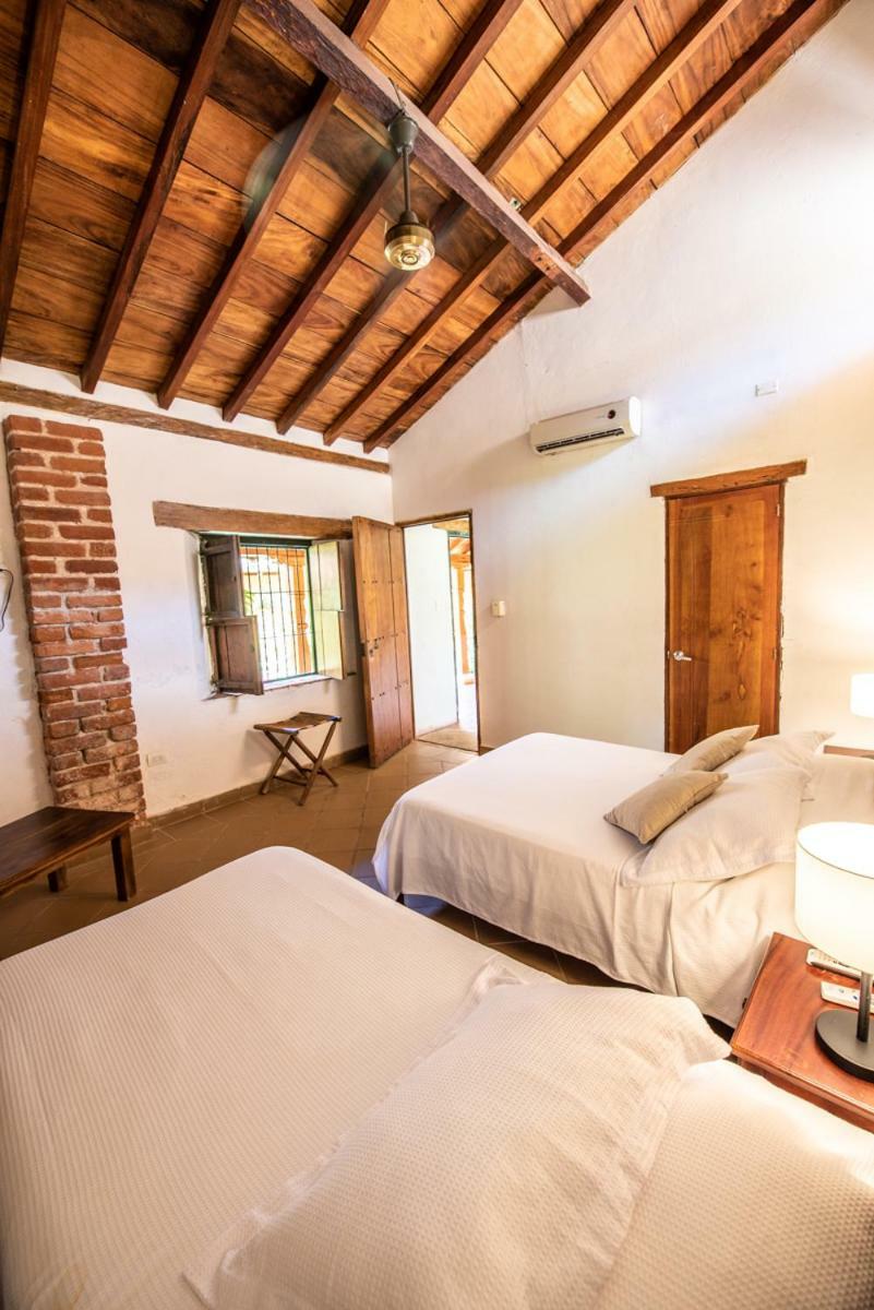 La Casa Amarilla Bed and Breakfast Mompox Eksteriør billede